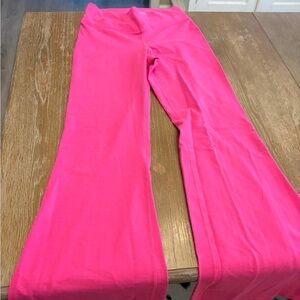 Old Navy Active PowerChill Super-Flare Pants in Hot Pink
